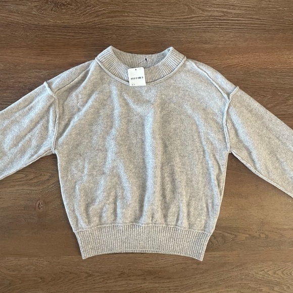 Free People 100% Cashmere Sweater “Cora” Crew Neck Gray Size XS - Picture 6 of 8